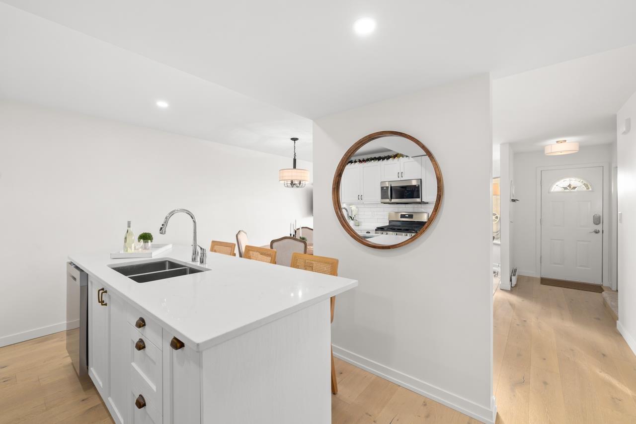 103 1225 MERKLIN STREET, White Rock