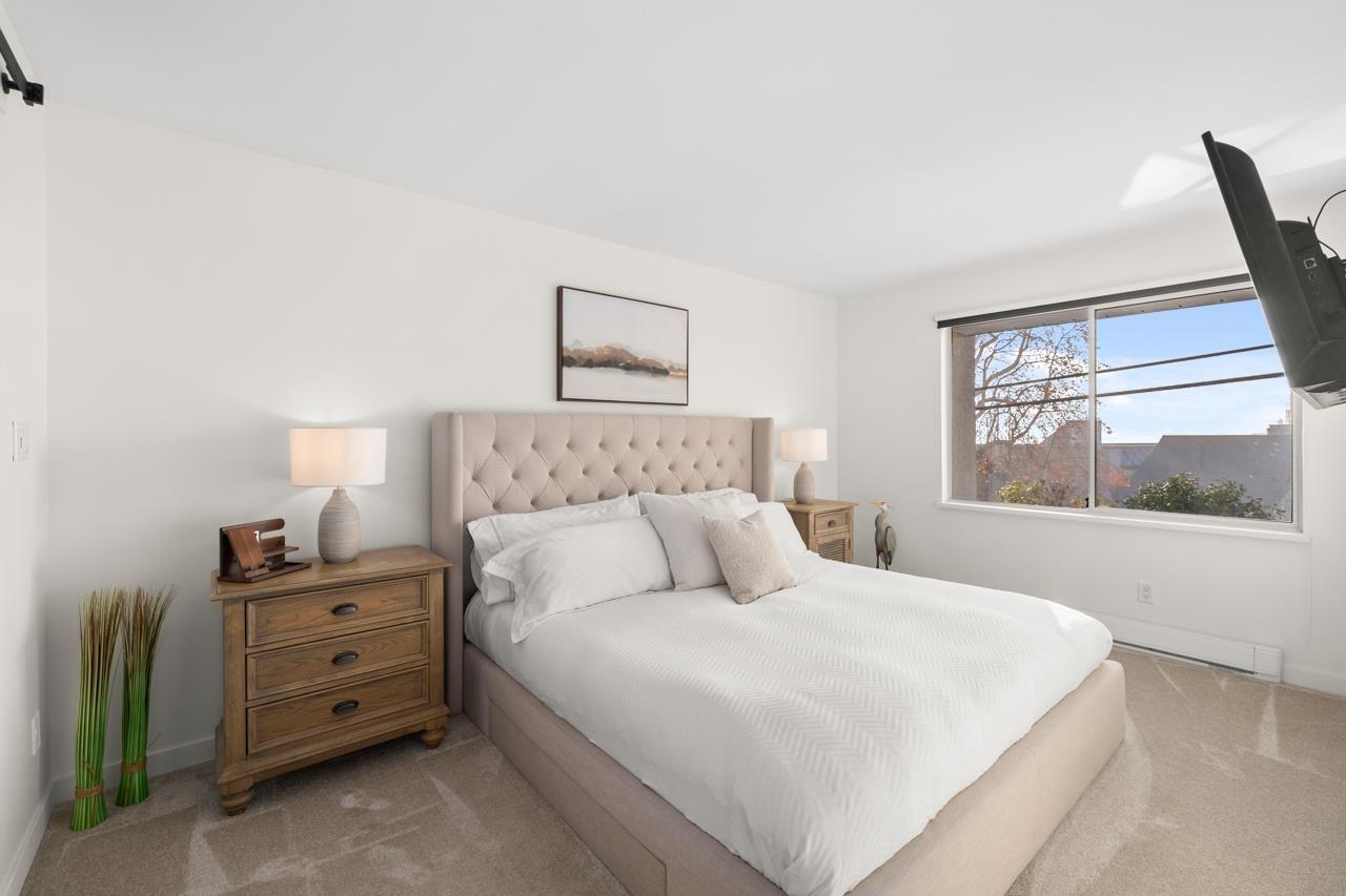 103 1225 MERKLIN STREET, White Rock