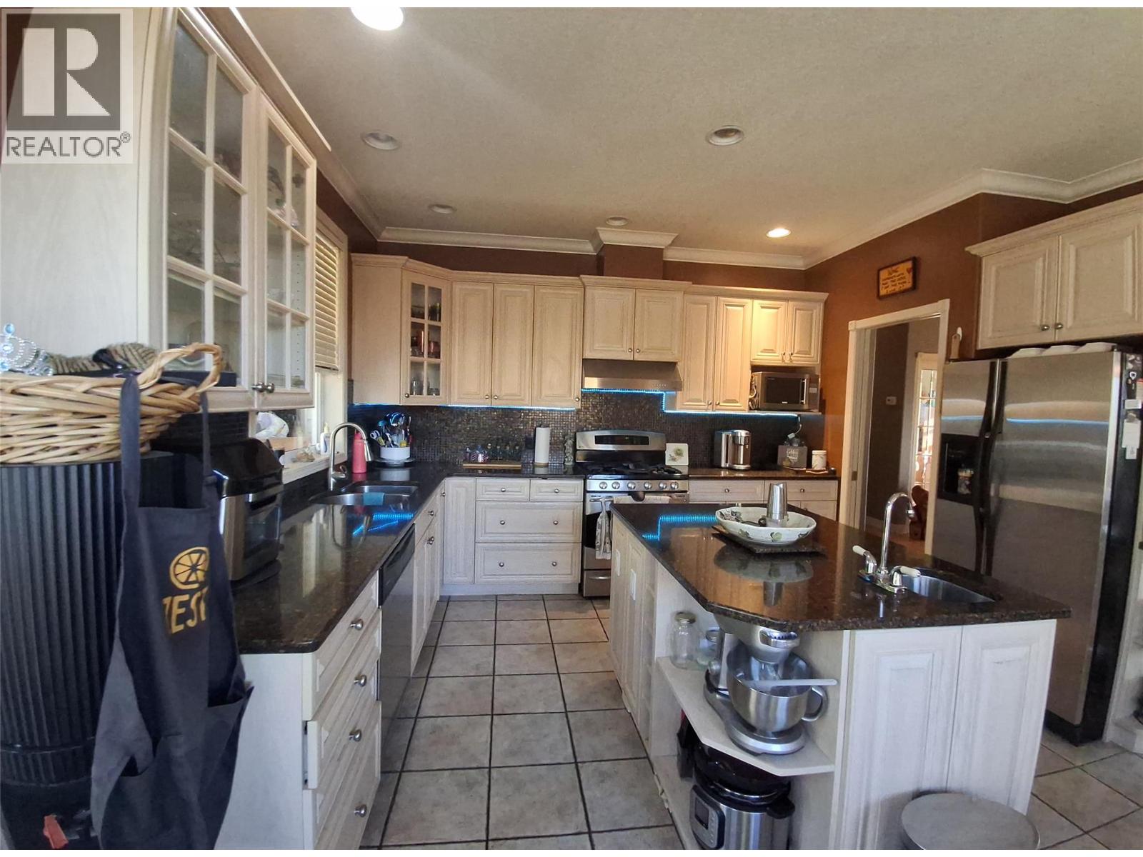 3267 Roncastle Road, Blind Bay