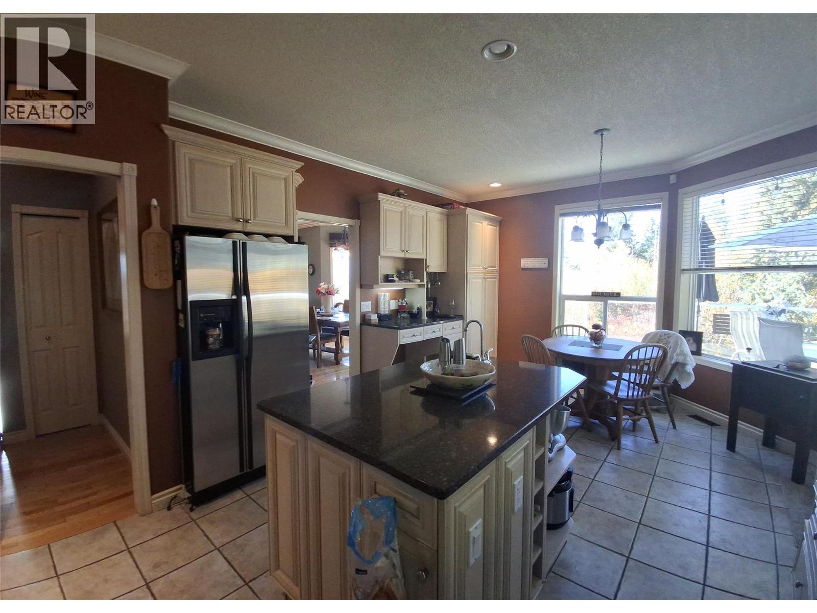 3267 Roncastle Road, Blind Bay