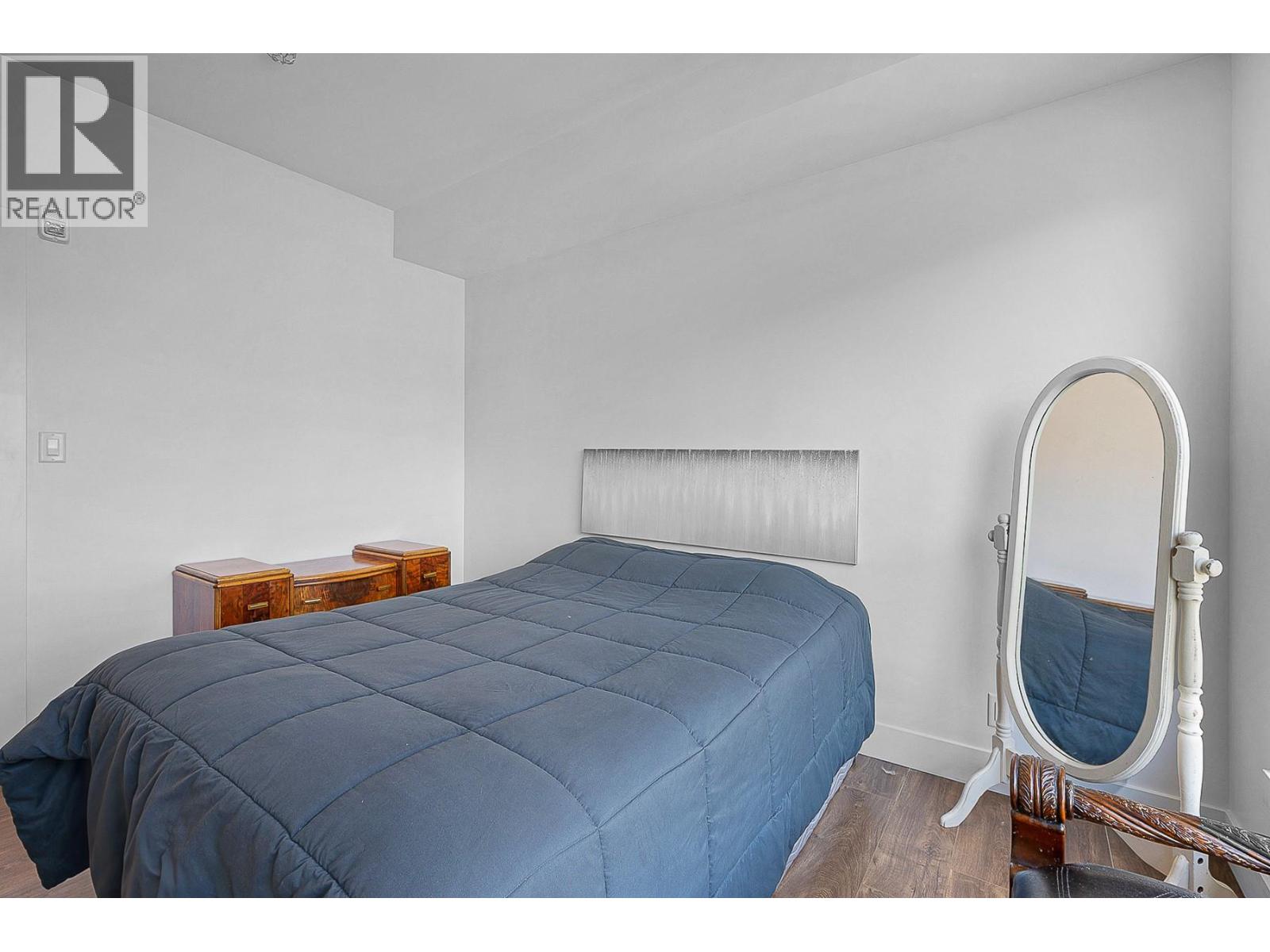 302 1925 Enterprise Way, Kelowna