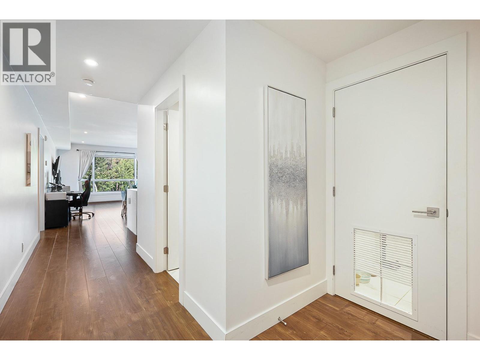 302 1925 Enterprise Way, Kelowna