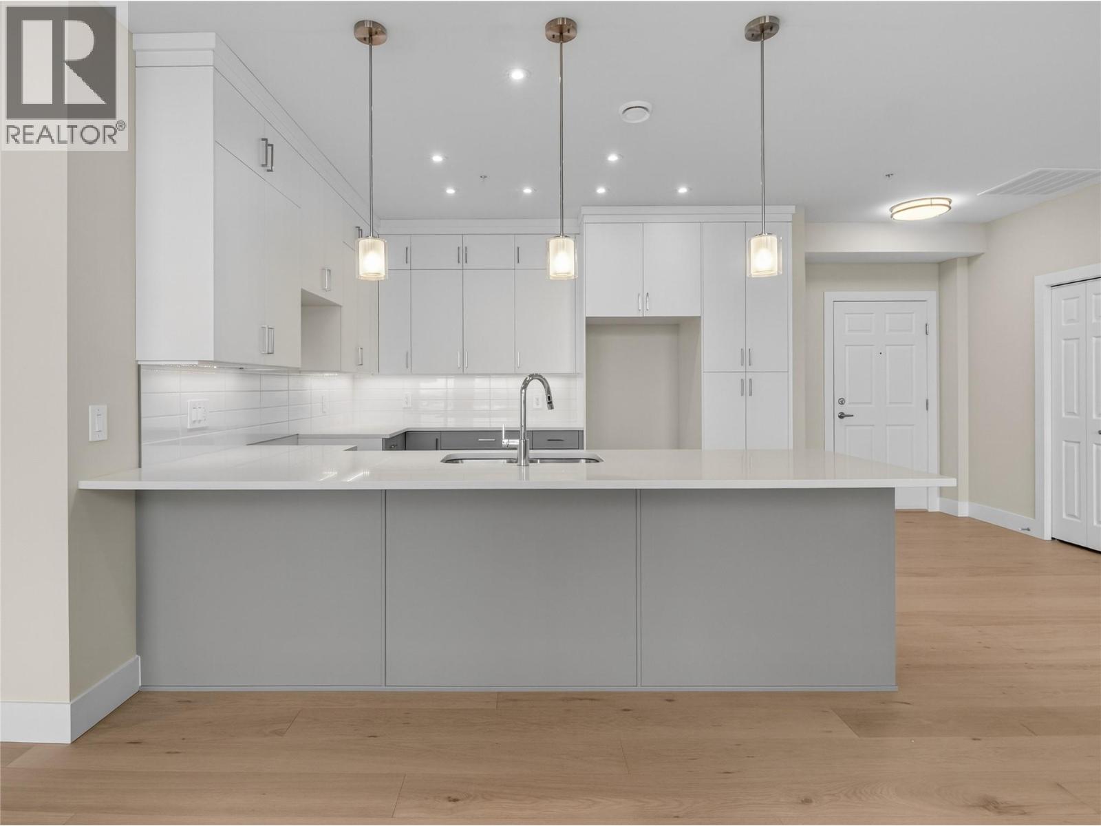 3362 SKAHA LAKE Road Unit# 1401, Penticton