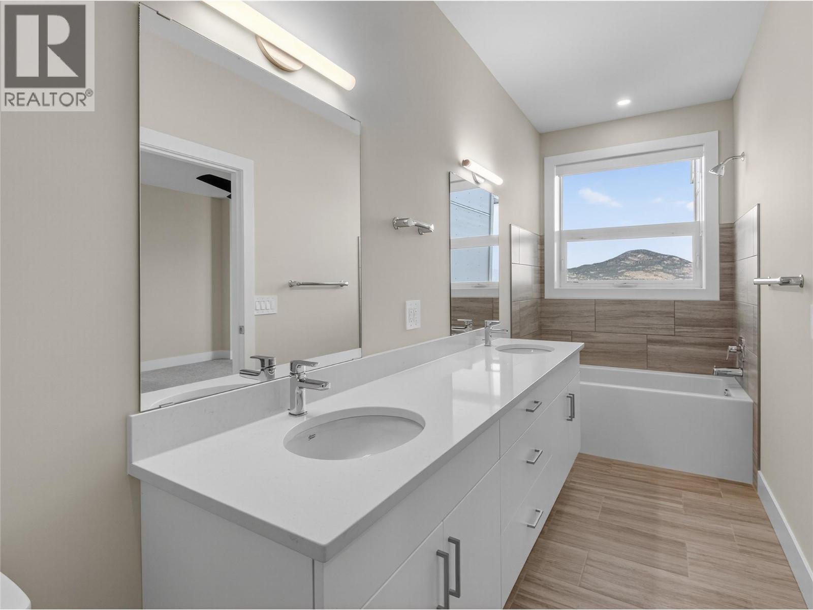 3362 SKAHA LAKE Road Unit# 1401, Penticton