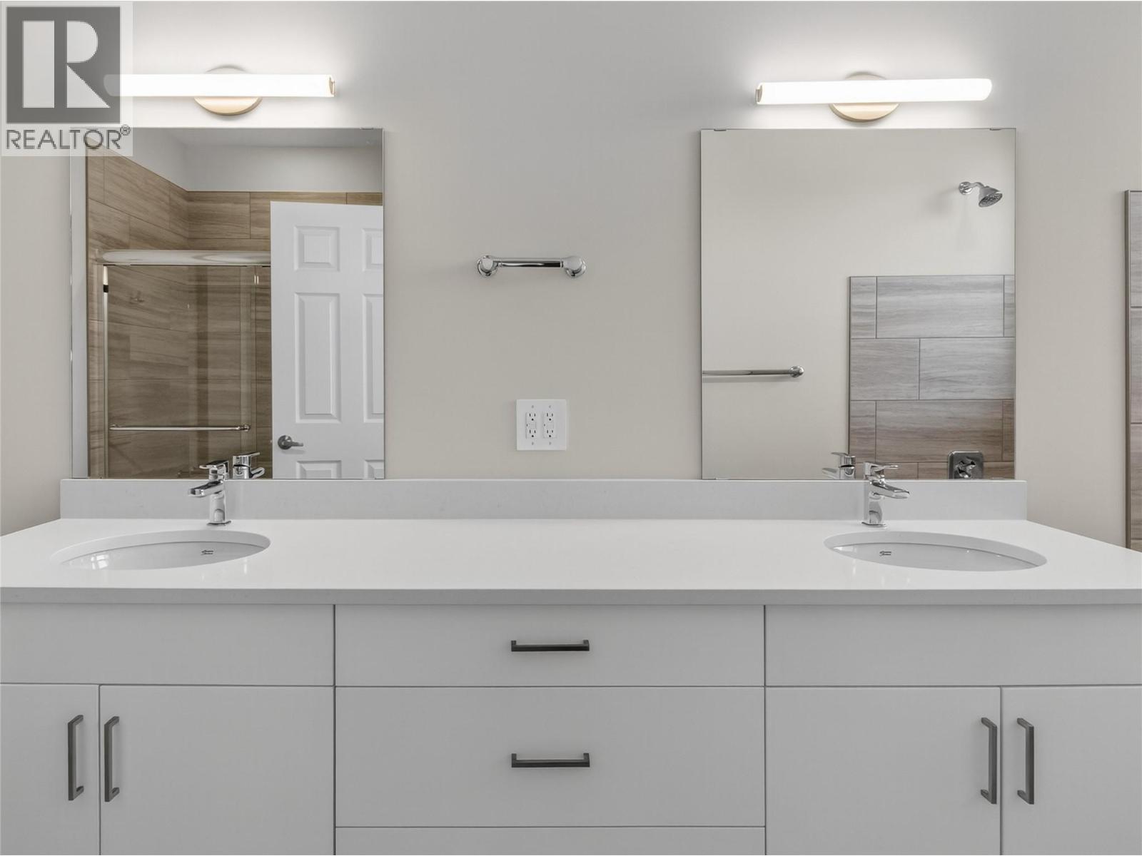 3362 SKAHA LAKE Road Unit# 1401, Penticton