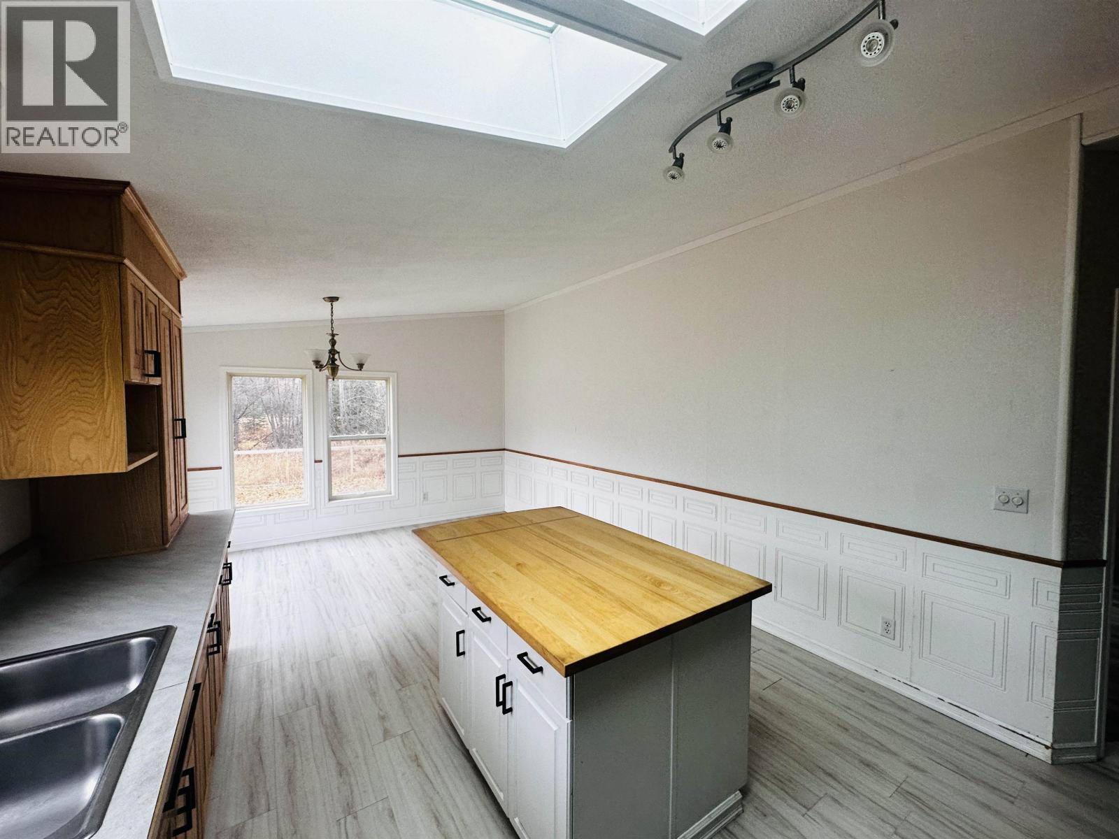 10788 BEEDLE Road, Burns Lake