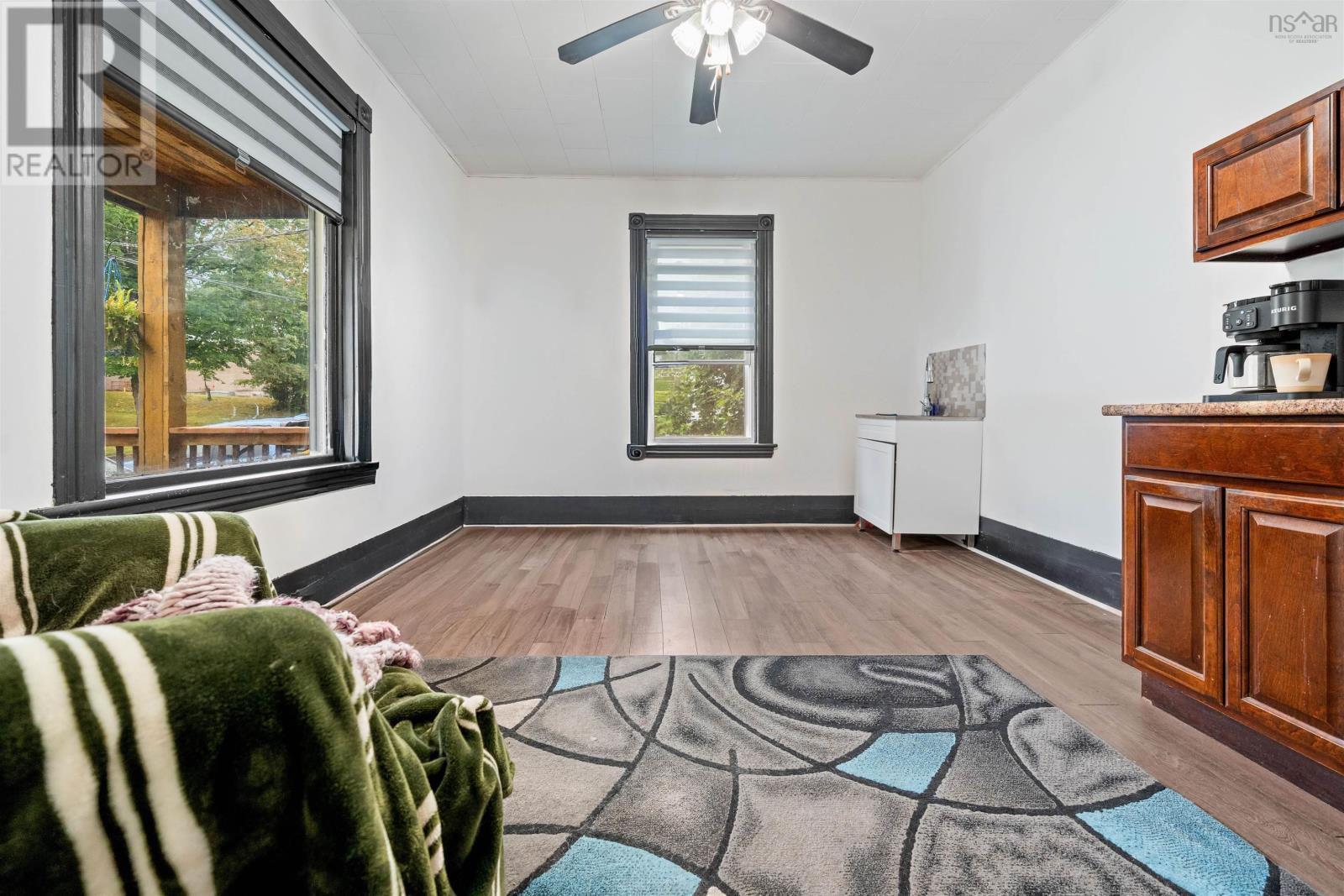 Property 17 of 42 of 45 Bell Street