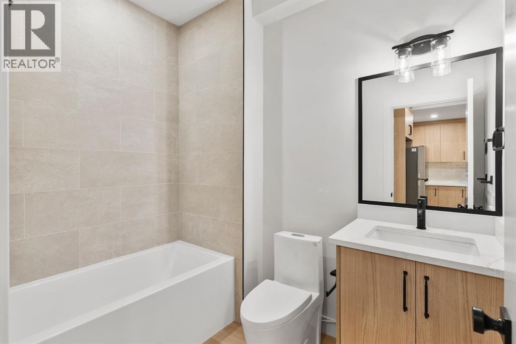 Single Family House for Sale in   Avenue NW Bowness Calgary 