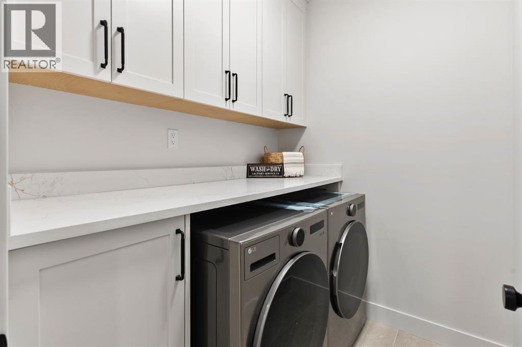 Single Family House for Sale in   Avenue NW Bowness Calgary 