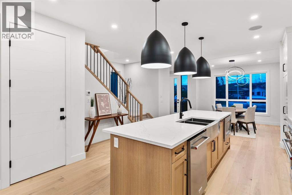 Single Family House for Sale in   Avenue NW Bowness Calgary 