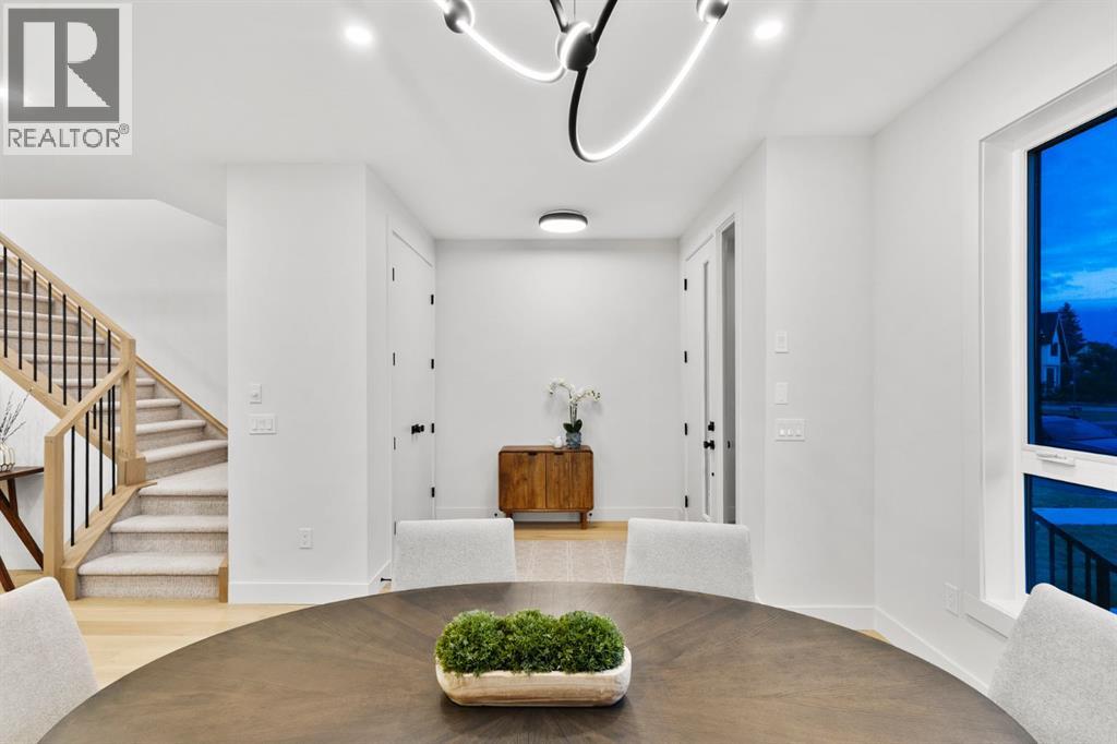 Single Family House for Sale in   Avenue NW Bowness Calgary 