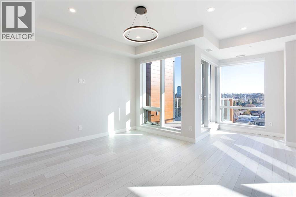 Single Family House for Sale in   A Street NW West Hillhurst Calgary 