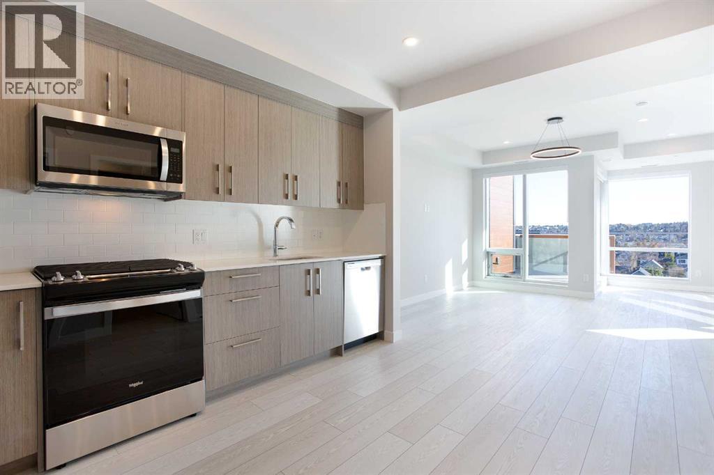 Single Family House for Sale in   A Street NW West Hillhurst Calgary 