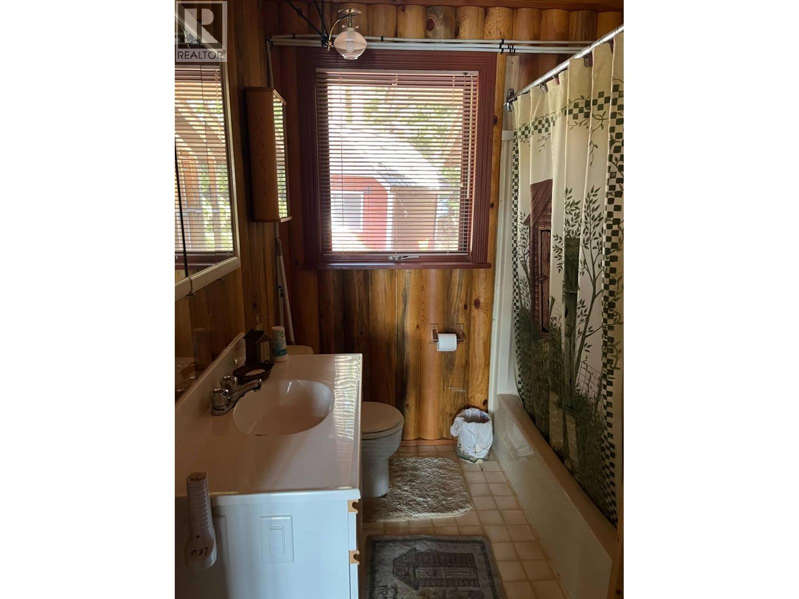  2701 Peachland Forestry Service Road, Peachland