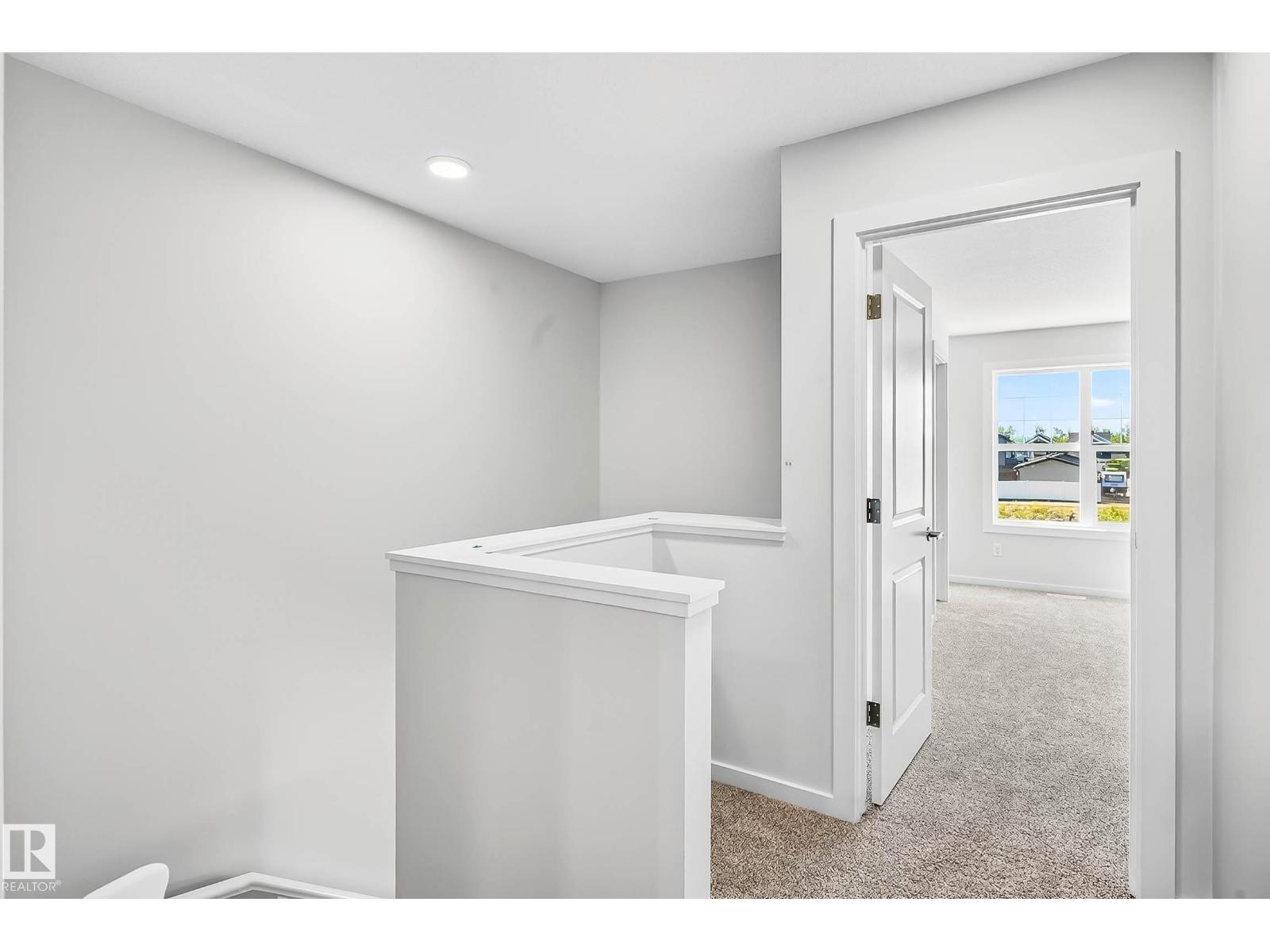 724 Southfork DR, Leduc