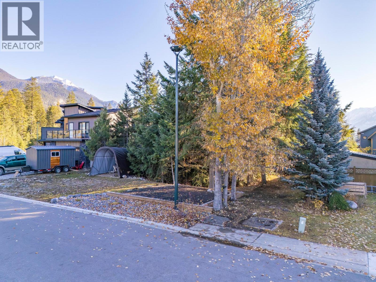 1526 CEDAR STREET - 5