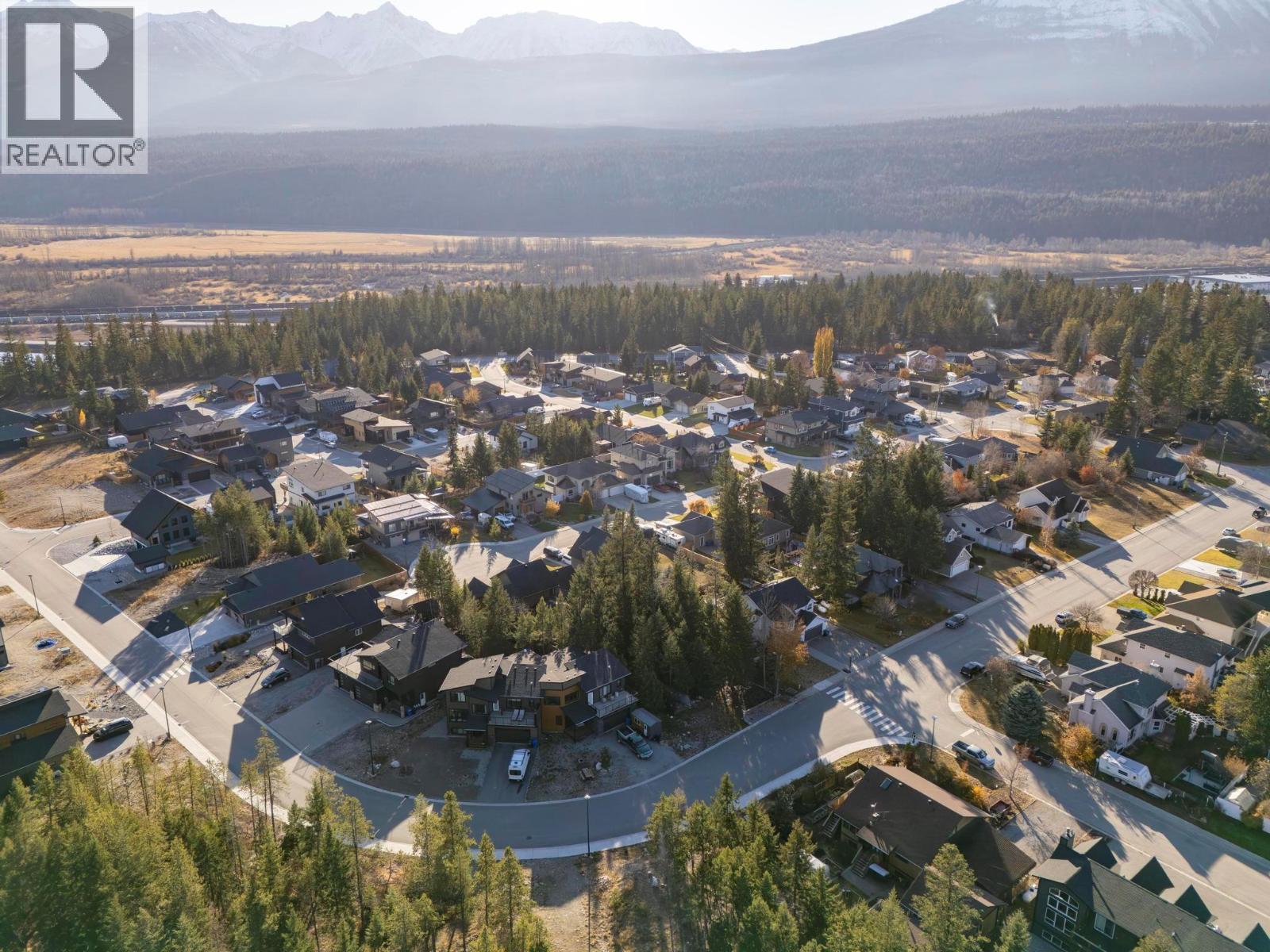 1526 CEDAR STREET - 9