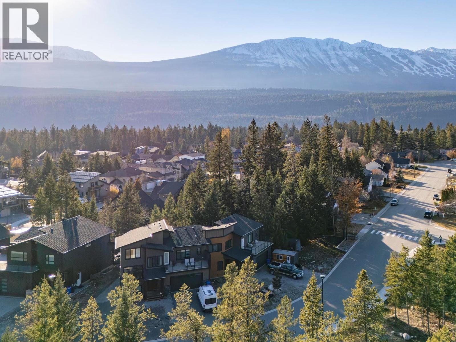 1526 CEDAR STREET - 12