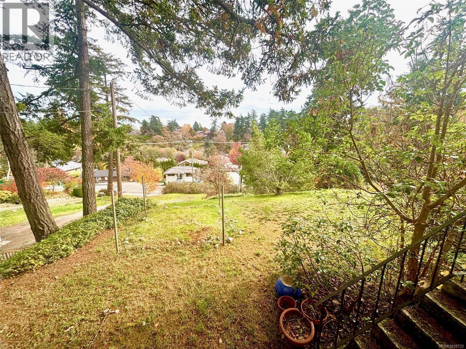  3904 Wilkinson Road, Saanich