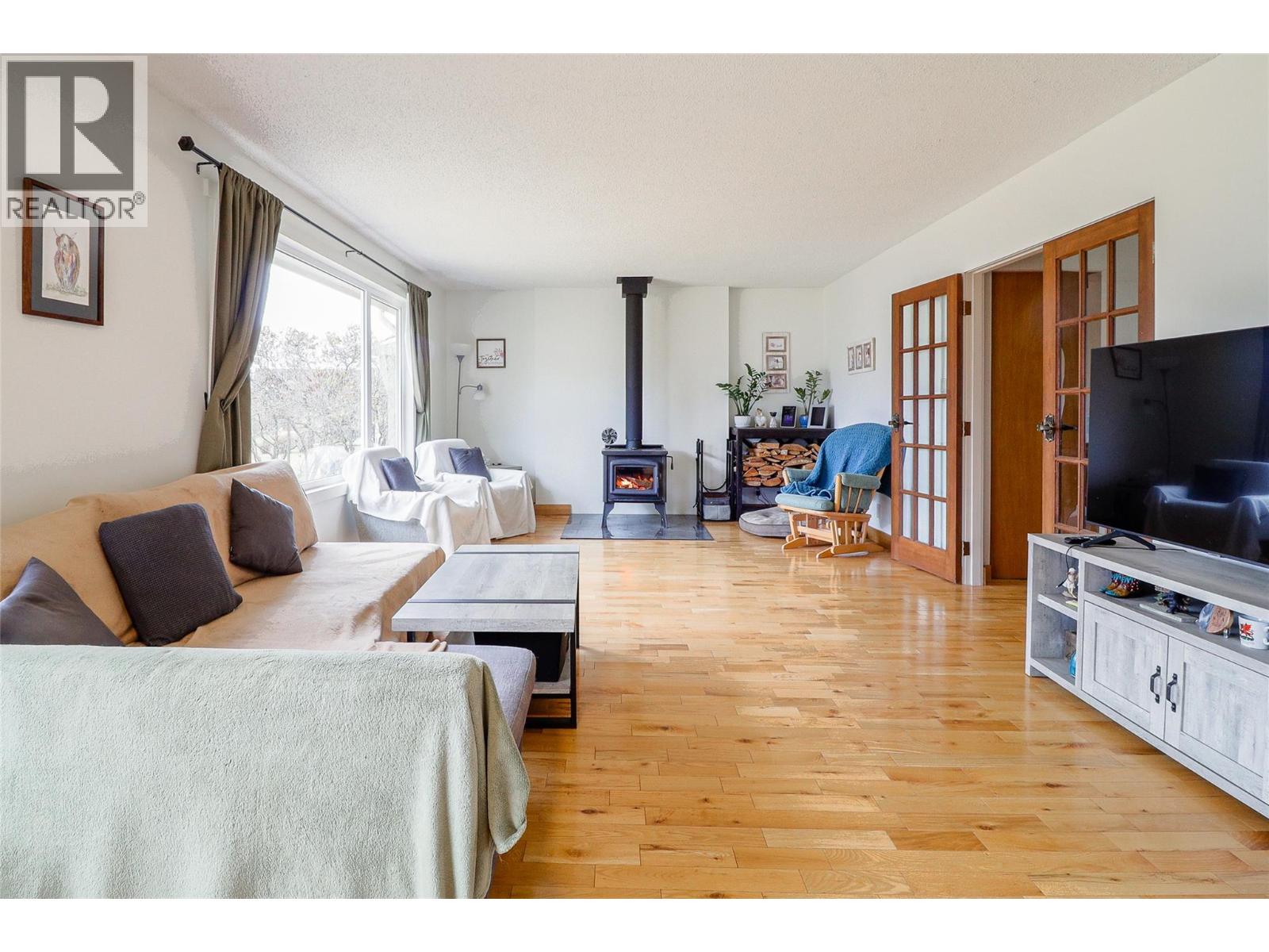 417 6TH Avenue, Invermere