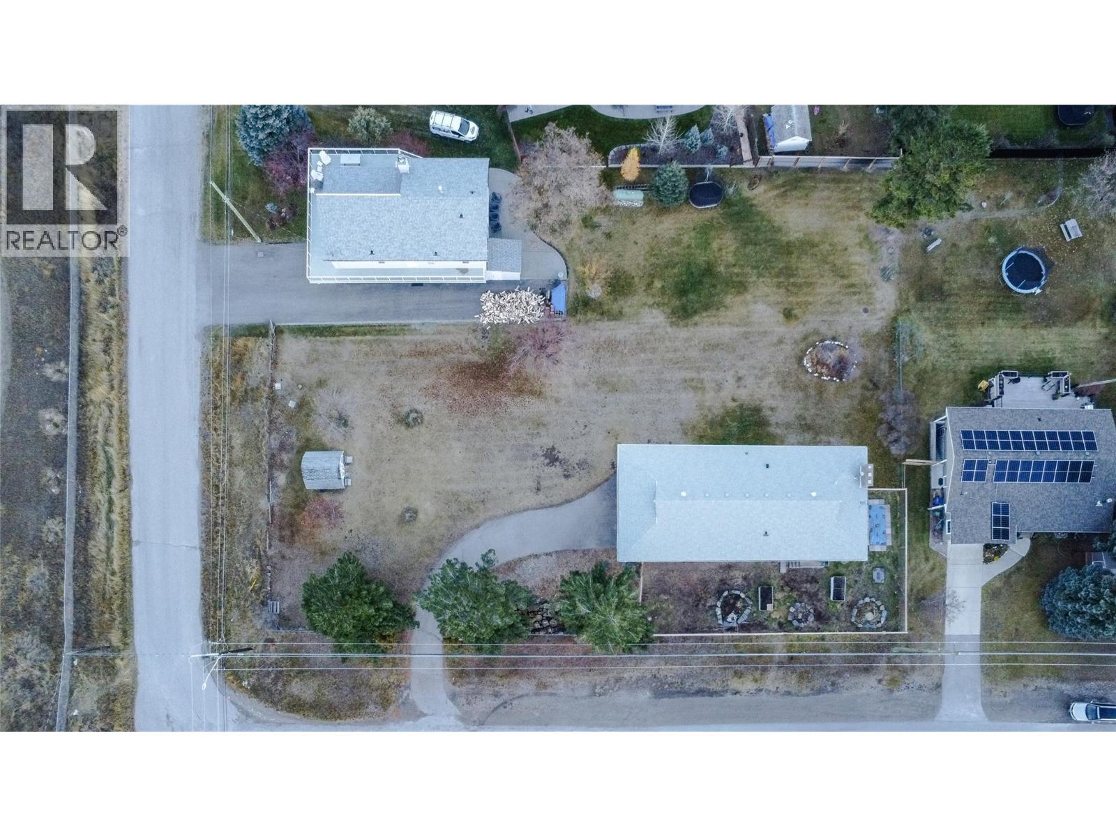 417 6TH Avenue, Invermere