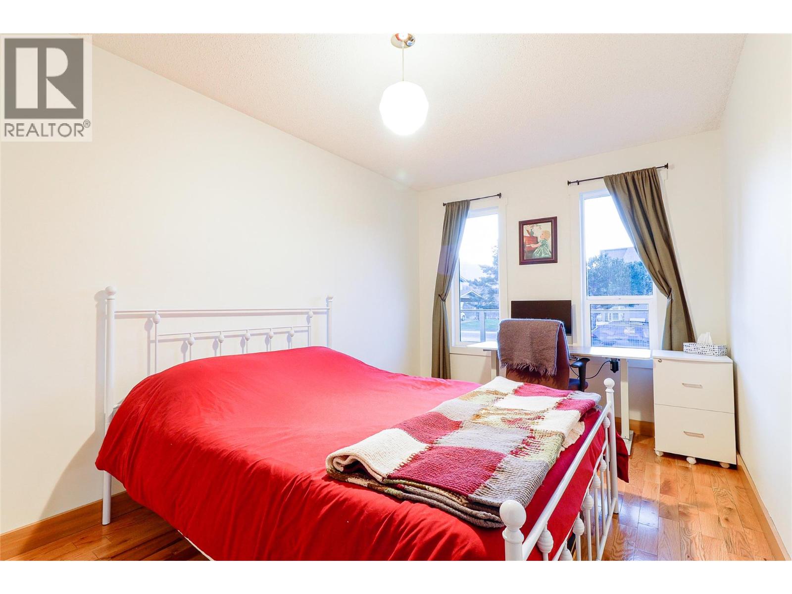 417 6TH Avenue, Invermere