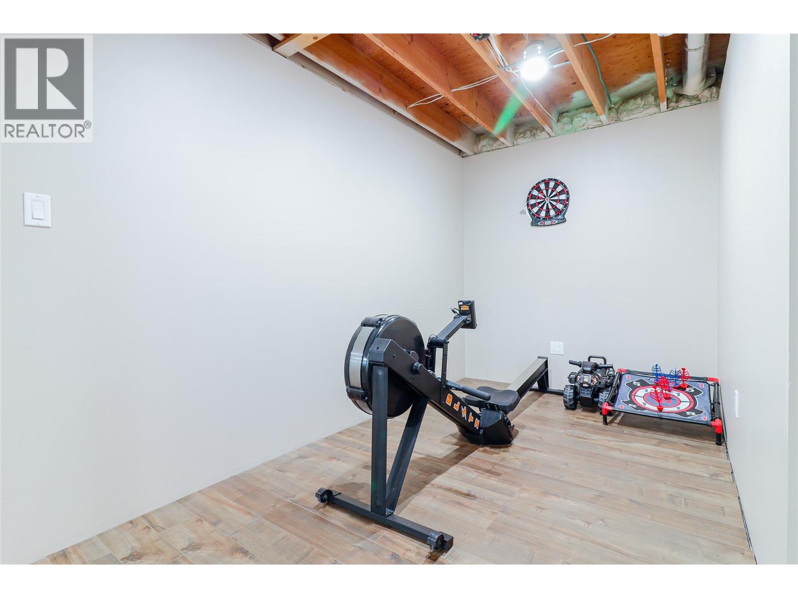 417 6TH Avenue, Invermere