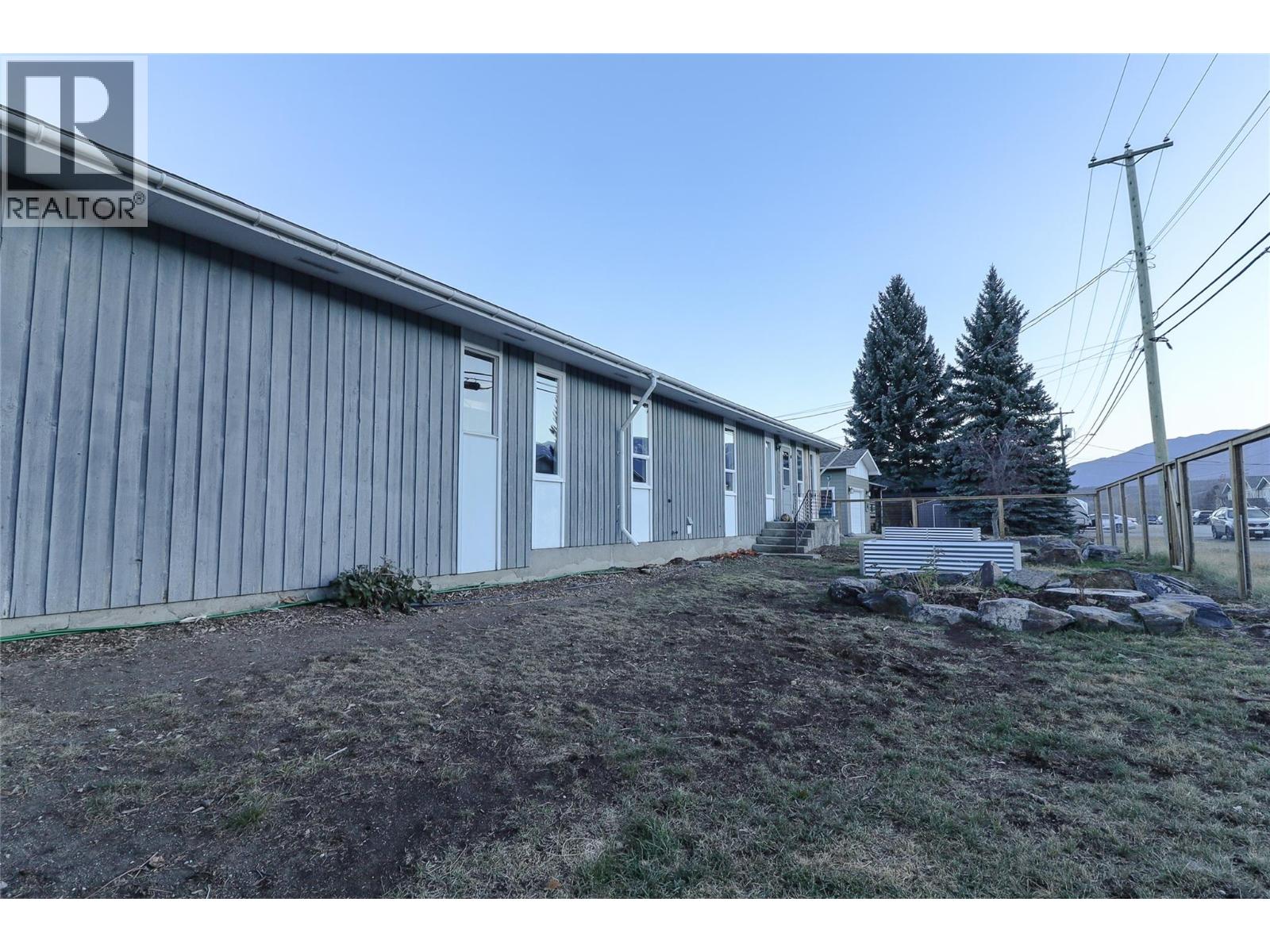 417 6TH Avenue, Invermere