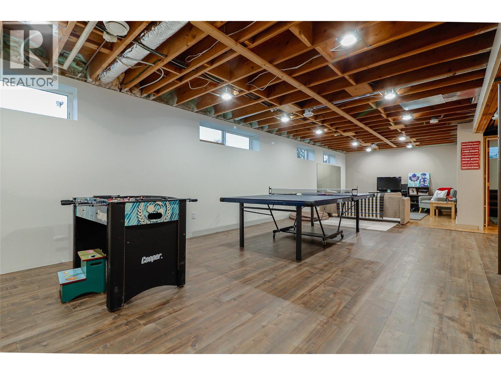 417 6TH Avenue, Invermere