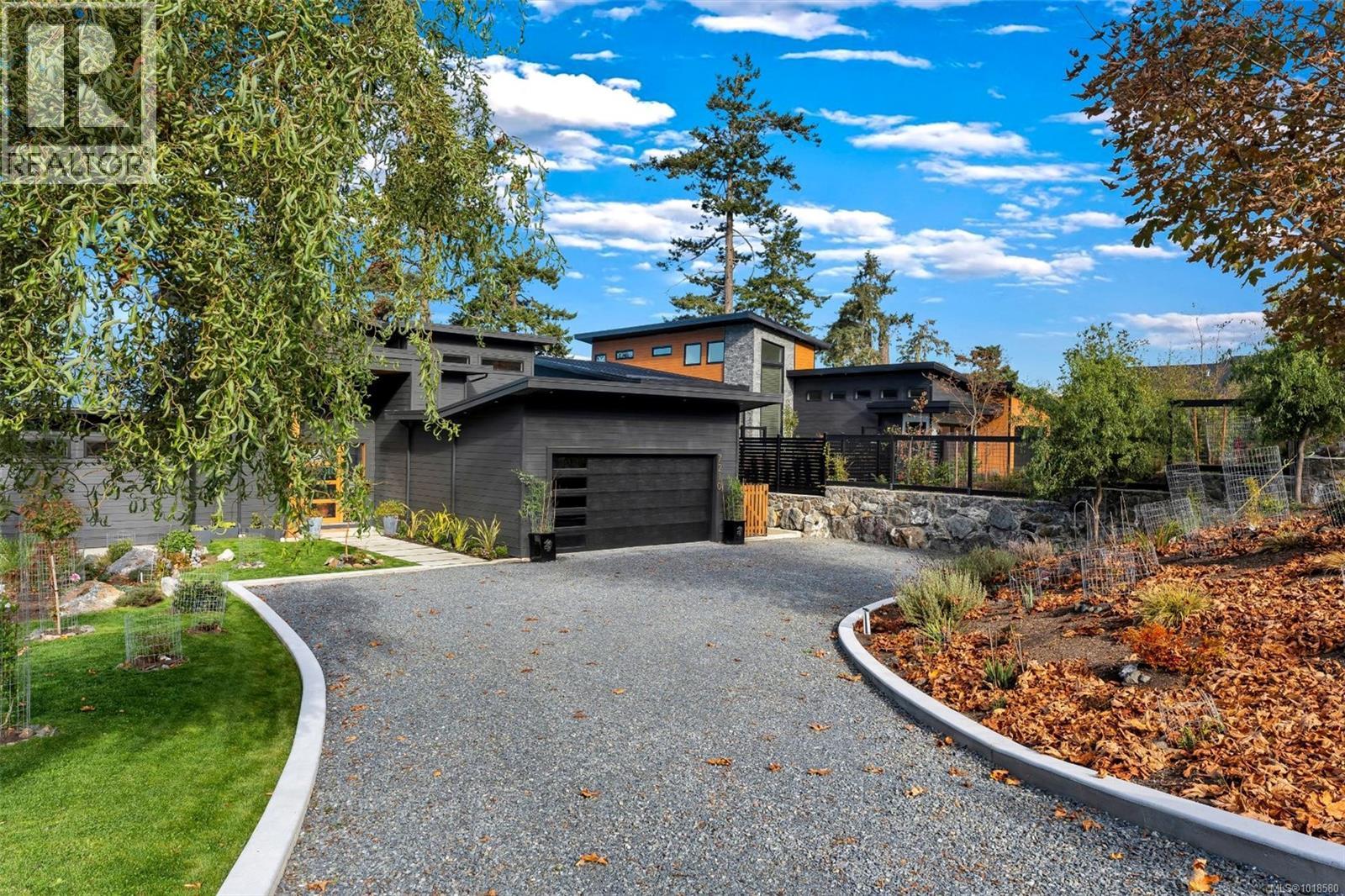 7210 Sea Cliff Rd, Sooke - Exteriors - Drone/Aerial View, Full Complex View - Photo 8