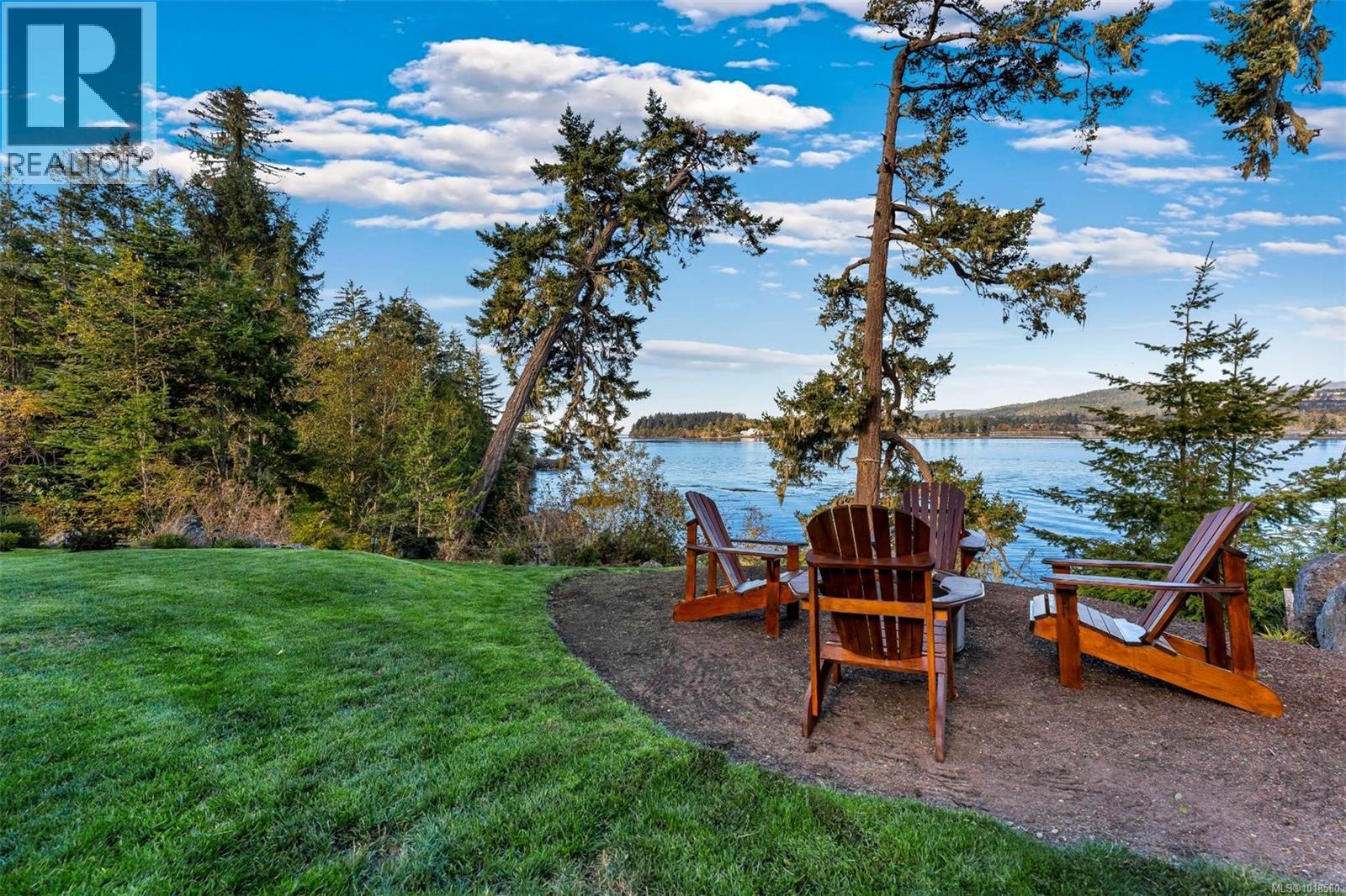 7210 Sea Cliff Rd, Sooke - Exteriors - Photo 13