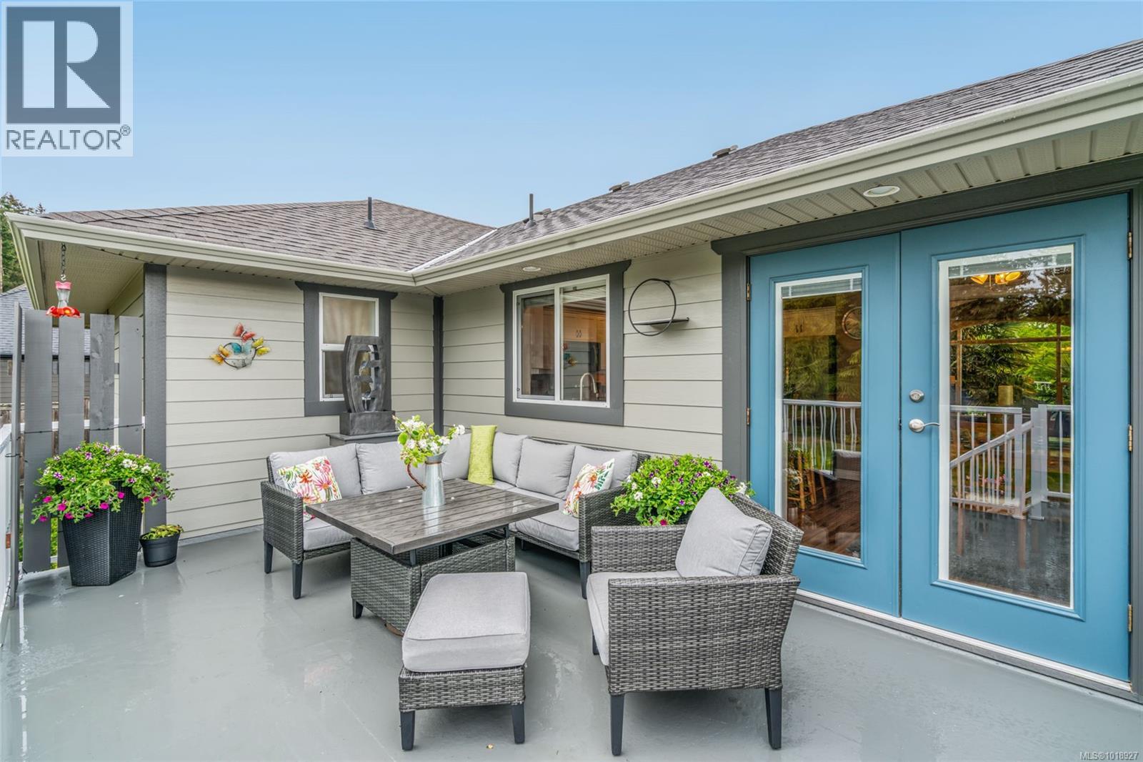 1623 Stone Lake Dr, Nanoose Bay