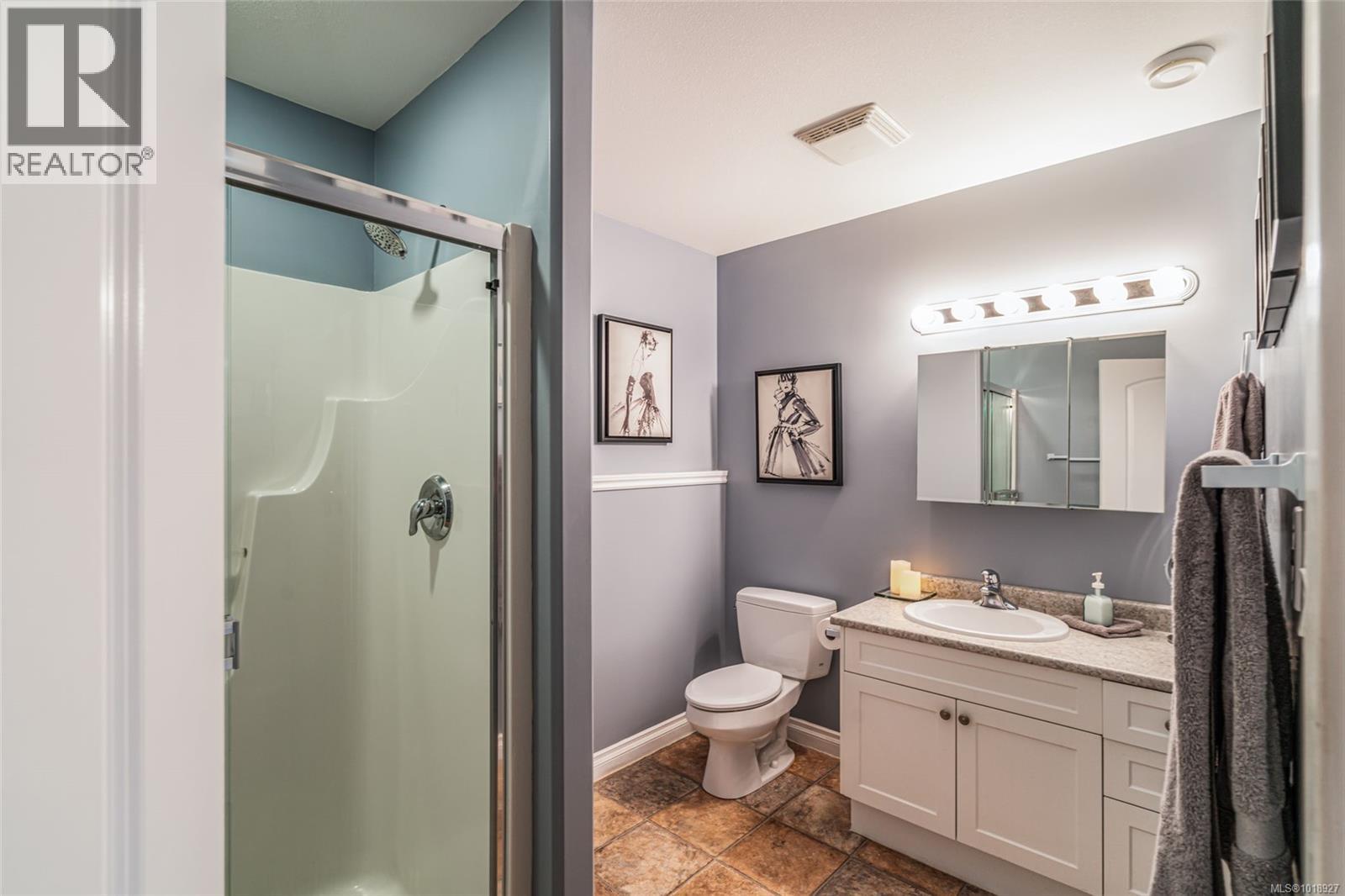 1623 Stone Lake Dr, Nanoose Bay