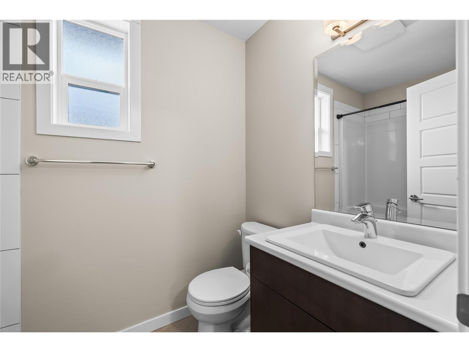 86 680 Old Meadows Road, Kelowna