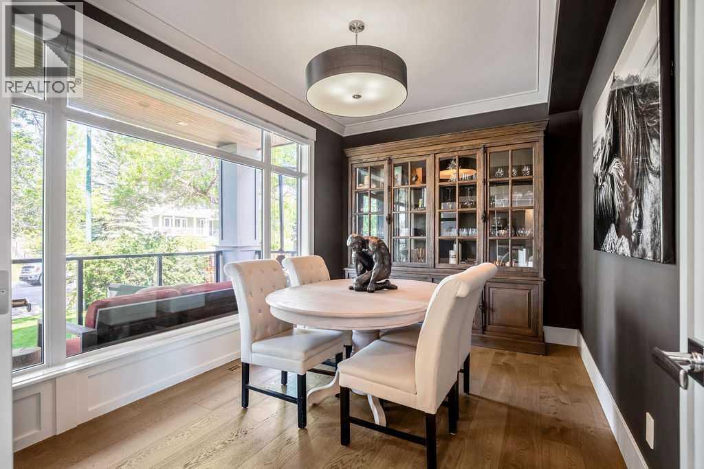 Single Family House for Sale in  White Oak Crescent SW Wildwood Calgary 