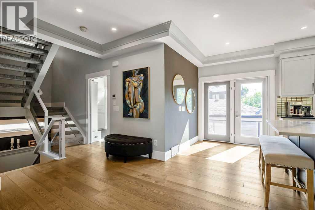 Single Family House for Sale in  White Oak Crescent SW Wildwood Calgary 