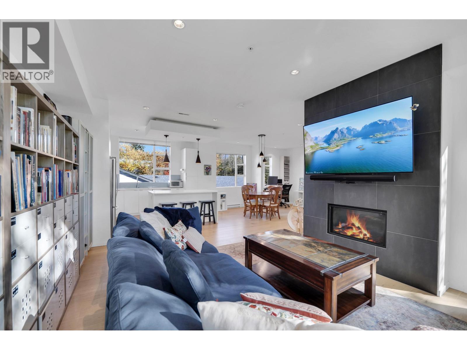 4 38447 BUCKLEY AVENUE, Squamish