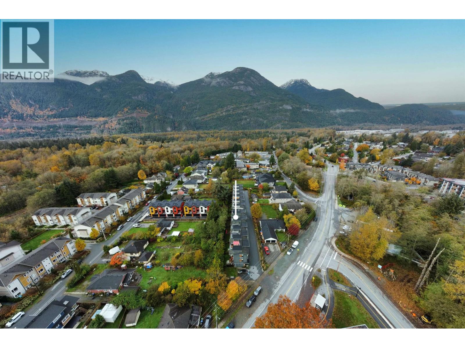 4 38447 BUCKLEY AVENUE, Squamish