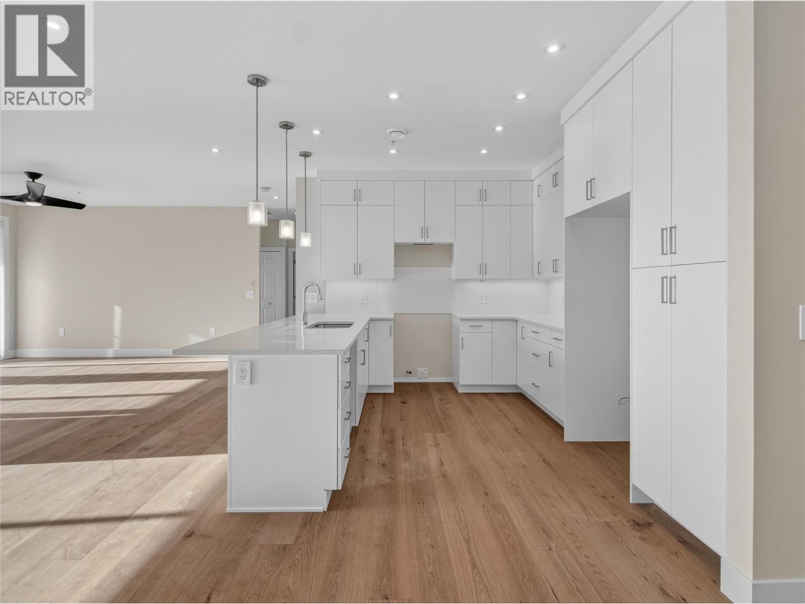 3362 SKAHA LAKE Road Unit# 1303, Penticton