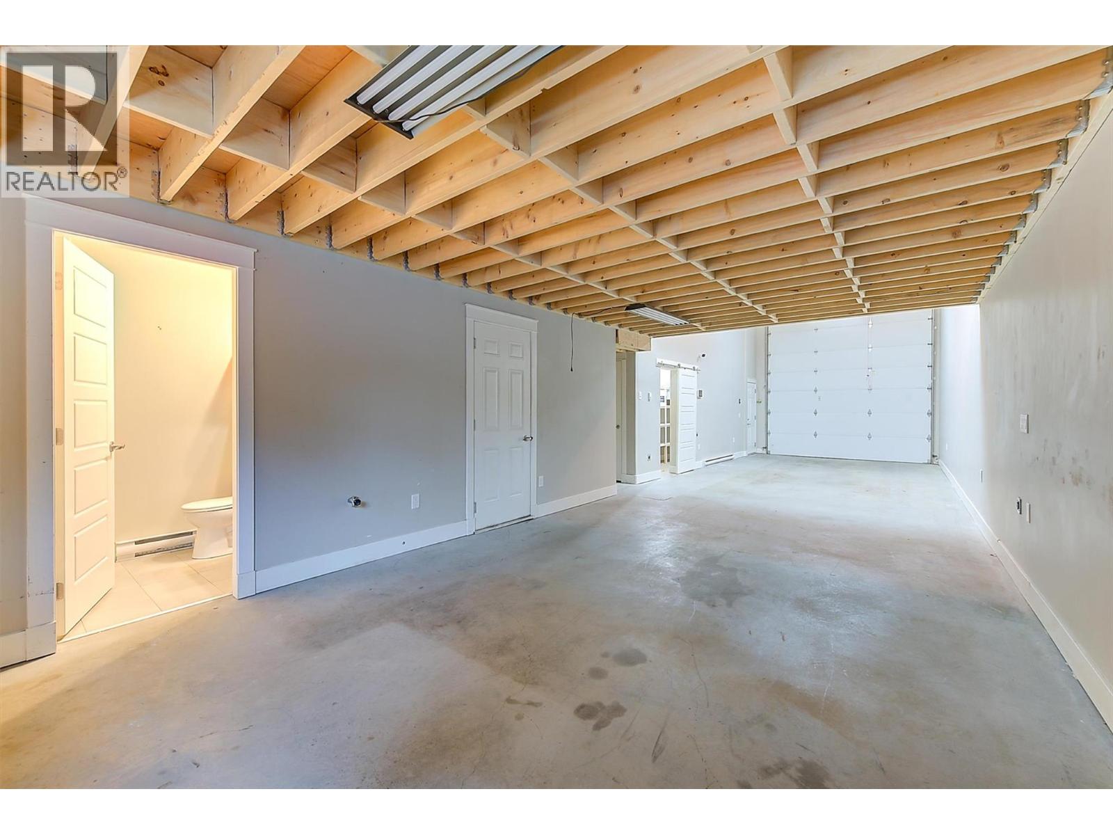 42 3359 Cougar Road, West Kelowna