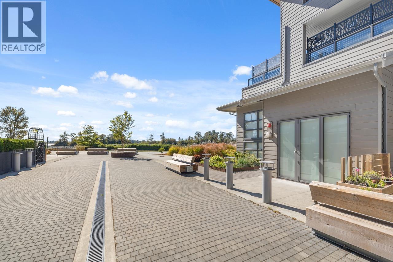 135 6160 LONDON ROAD, Richmond