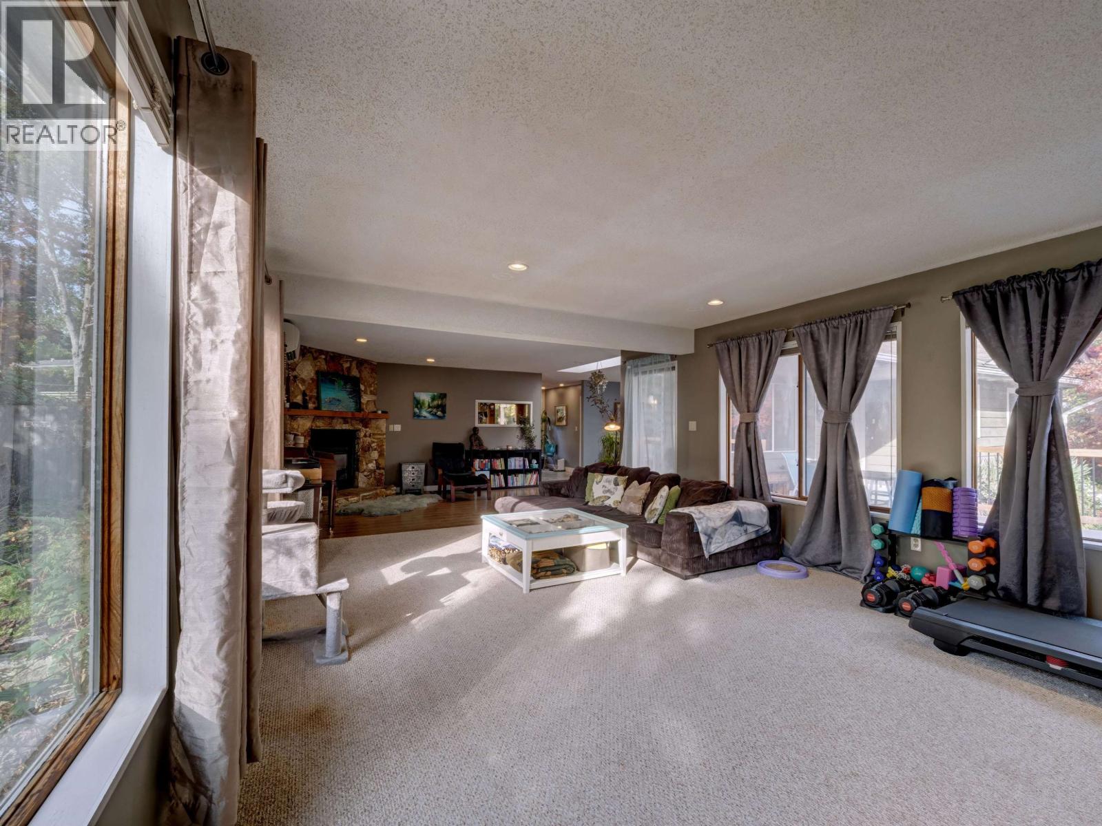 143 PRATT ROAD, Gibsons