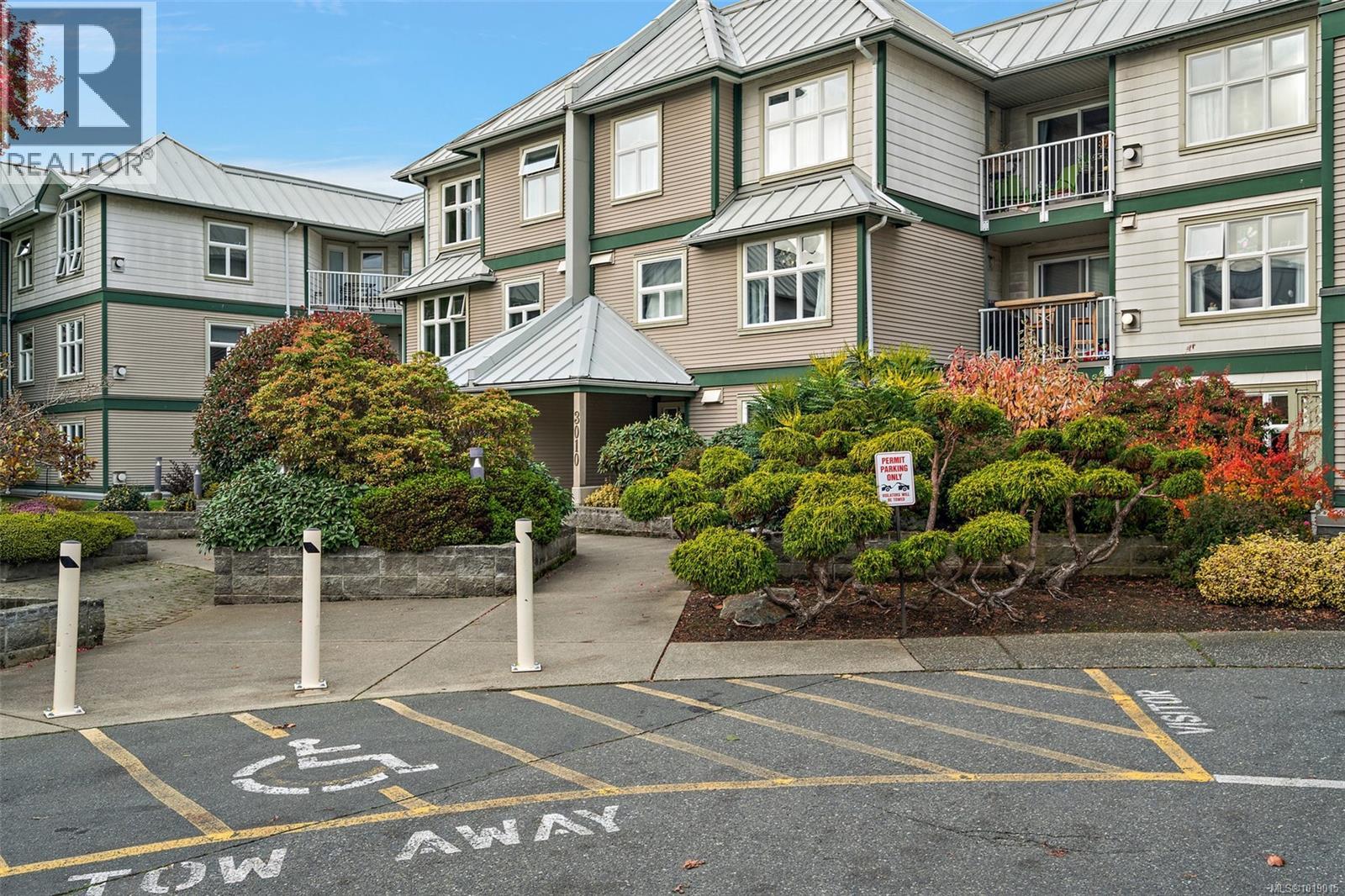 311 3010 Washington Avenue, Victoria