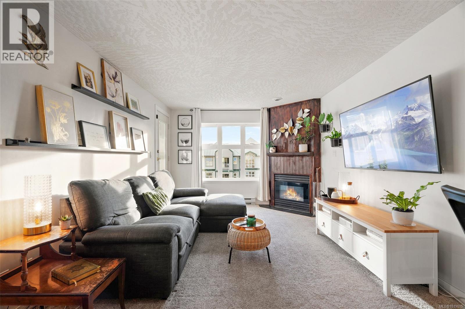 311 3010 Washington Avenue, Victoria