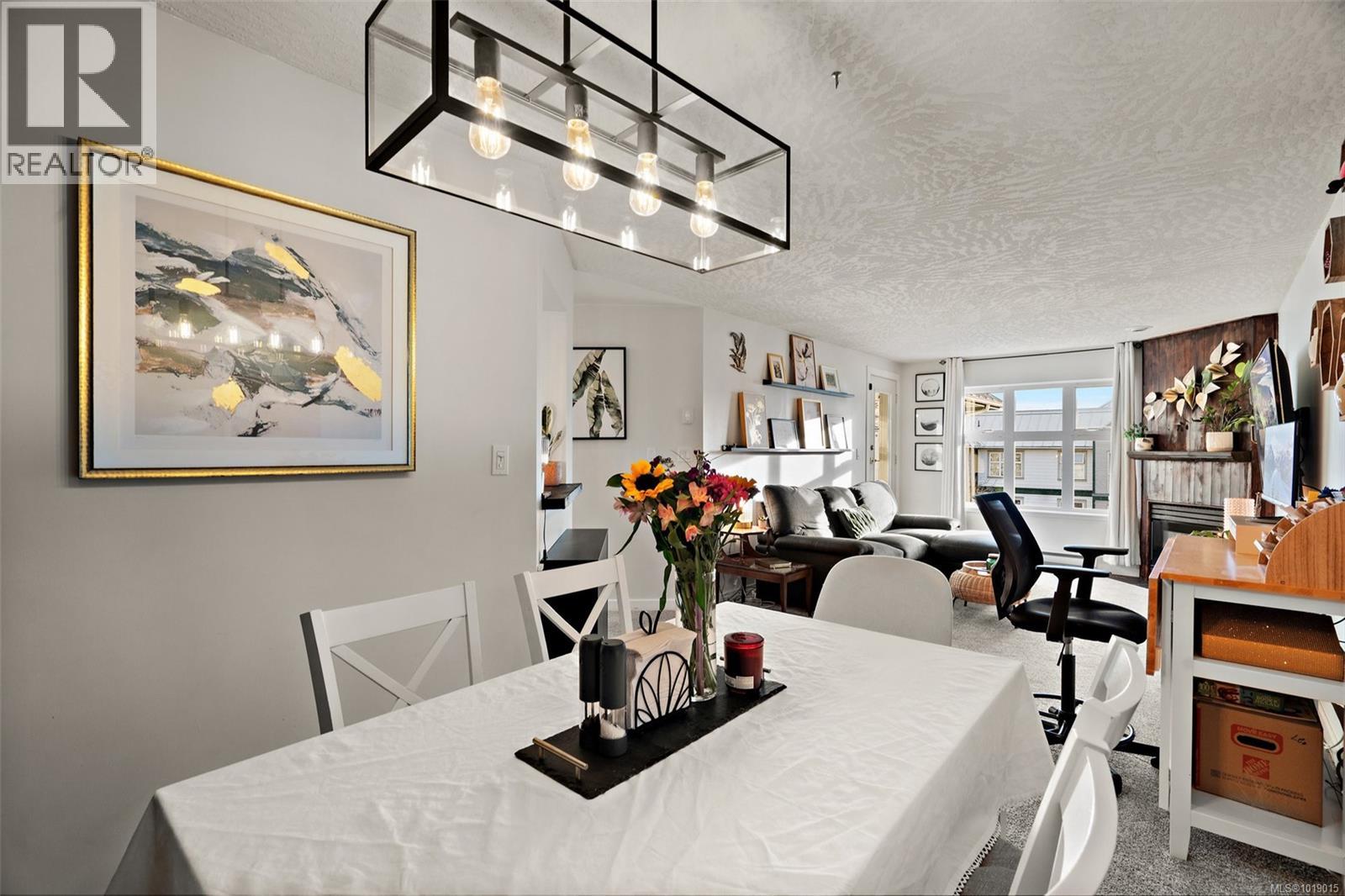 311 3010 Washington Avenue, Victoria