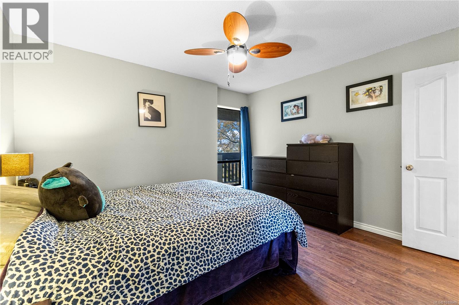 309 3277 Glasgow Avenue, Saanich