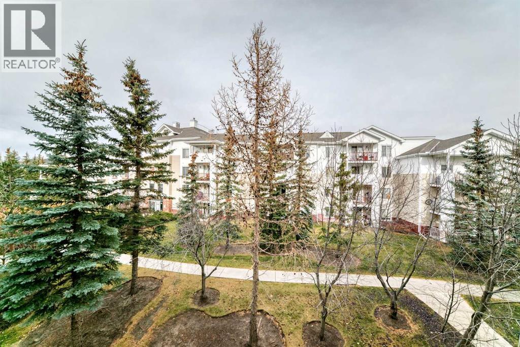 Single Family House for Sale in   Country Village Bay NE Country Hills Village Calgary 