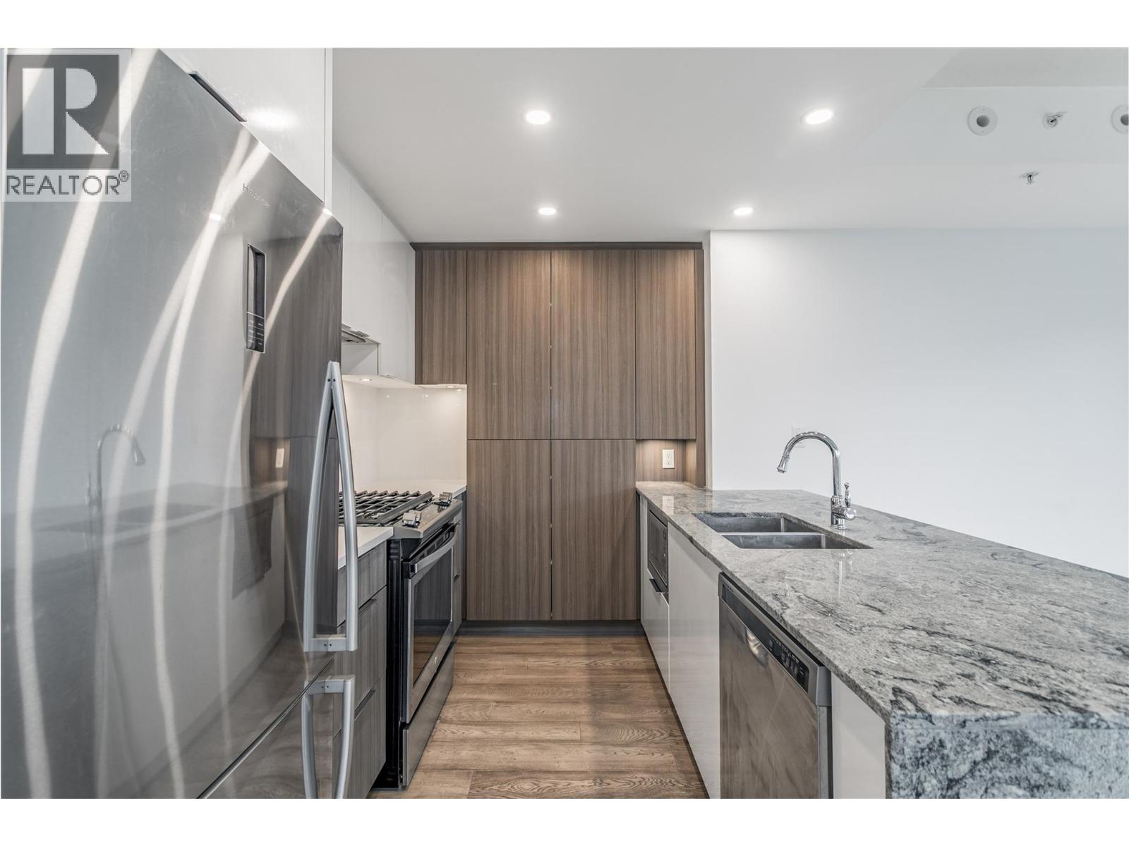 502 1151 Sunset Drive, Kelowna