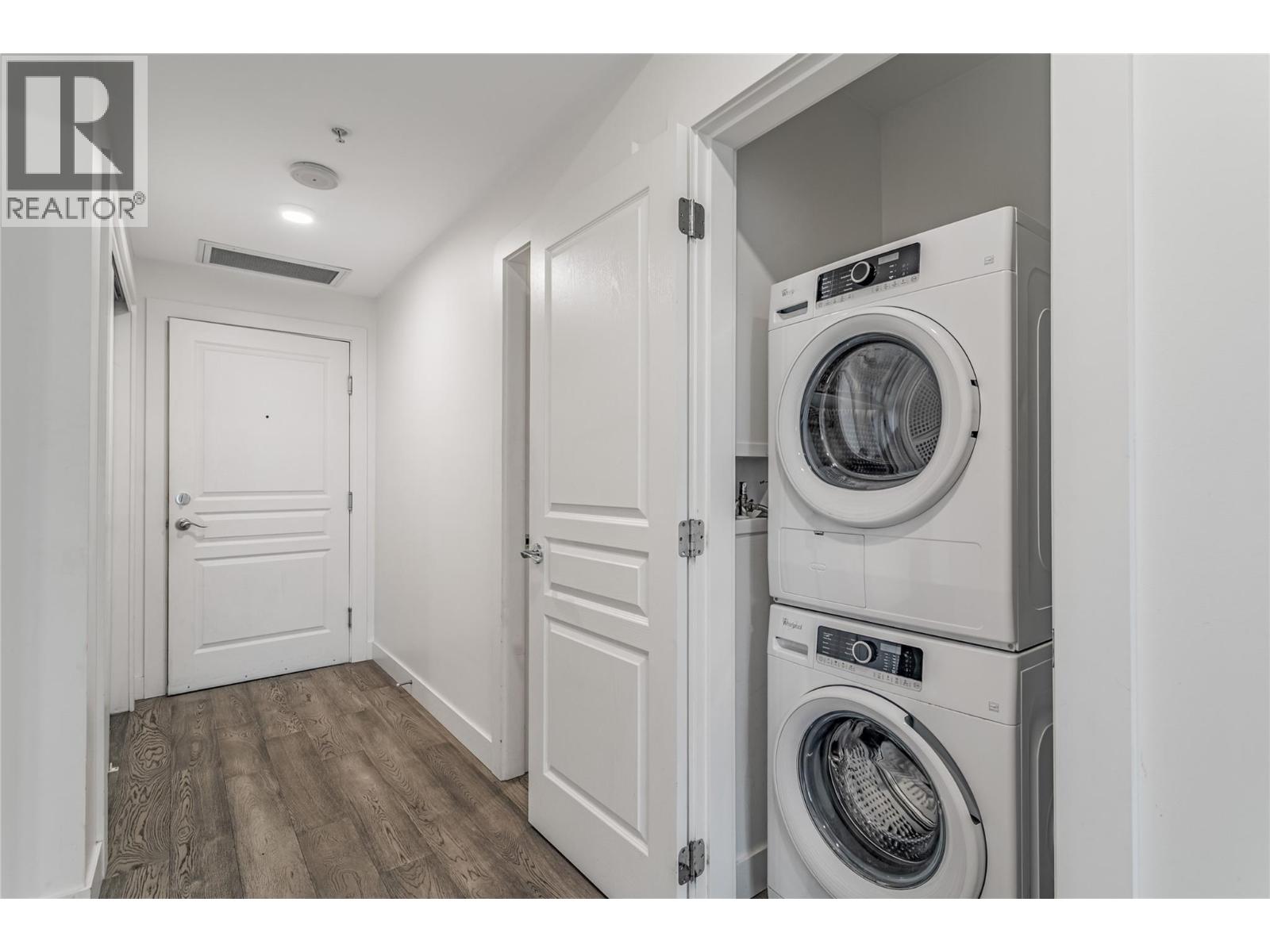 502 1151 Sunset Drive, Kelowna