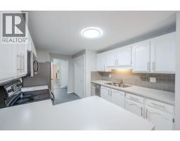 208 272 Green Avenue West, Penticton